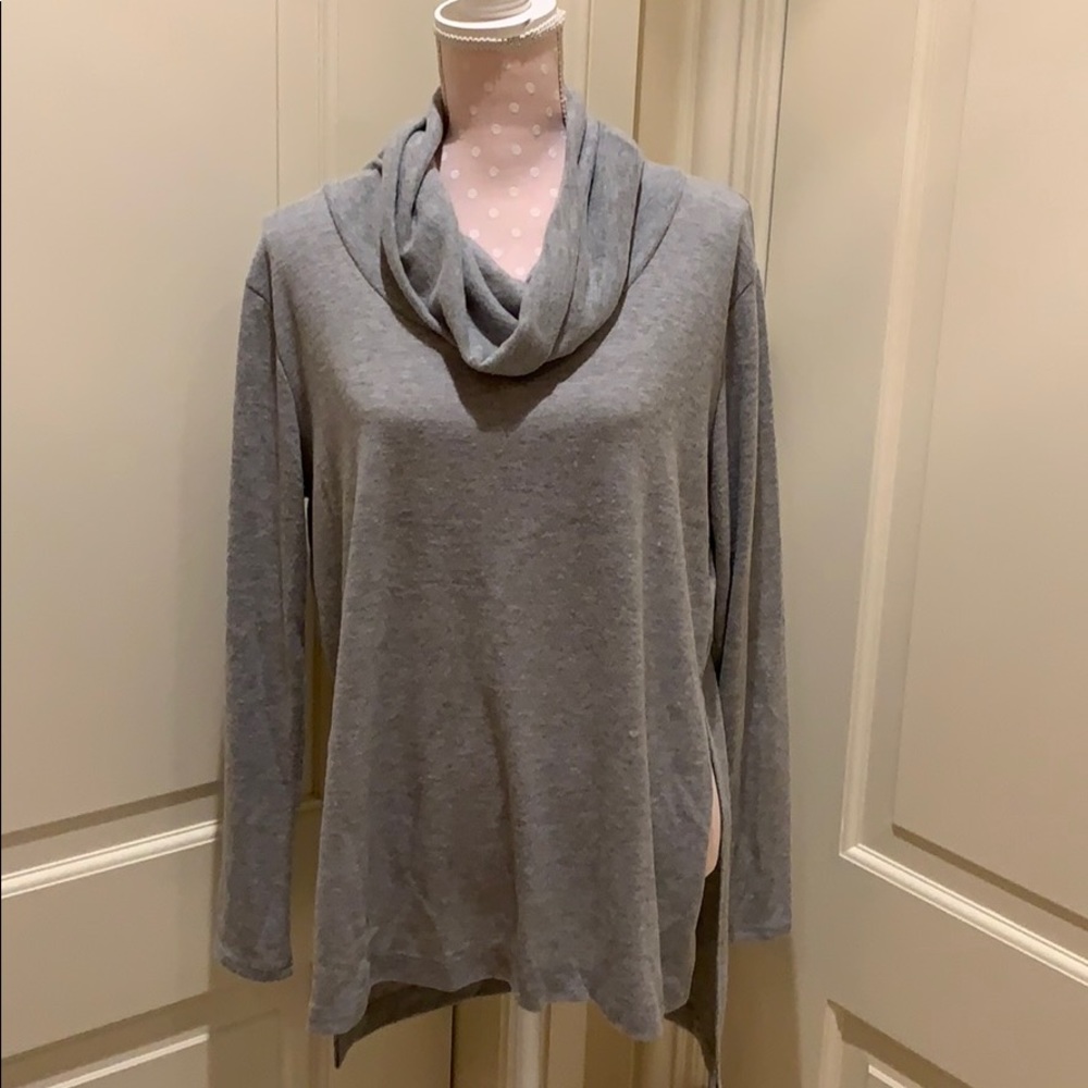 Cherish Gray High Lo Tunic Sweater, M